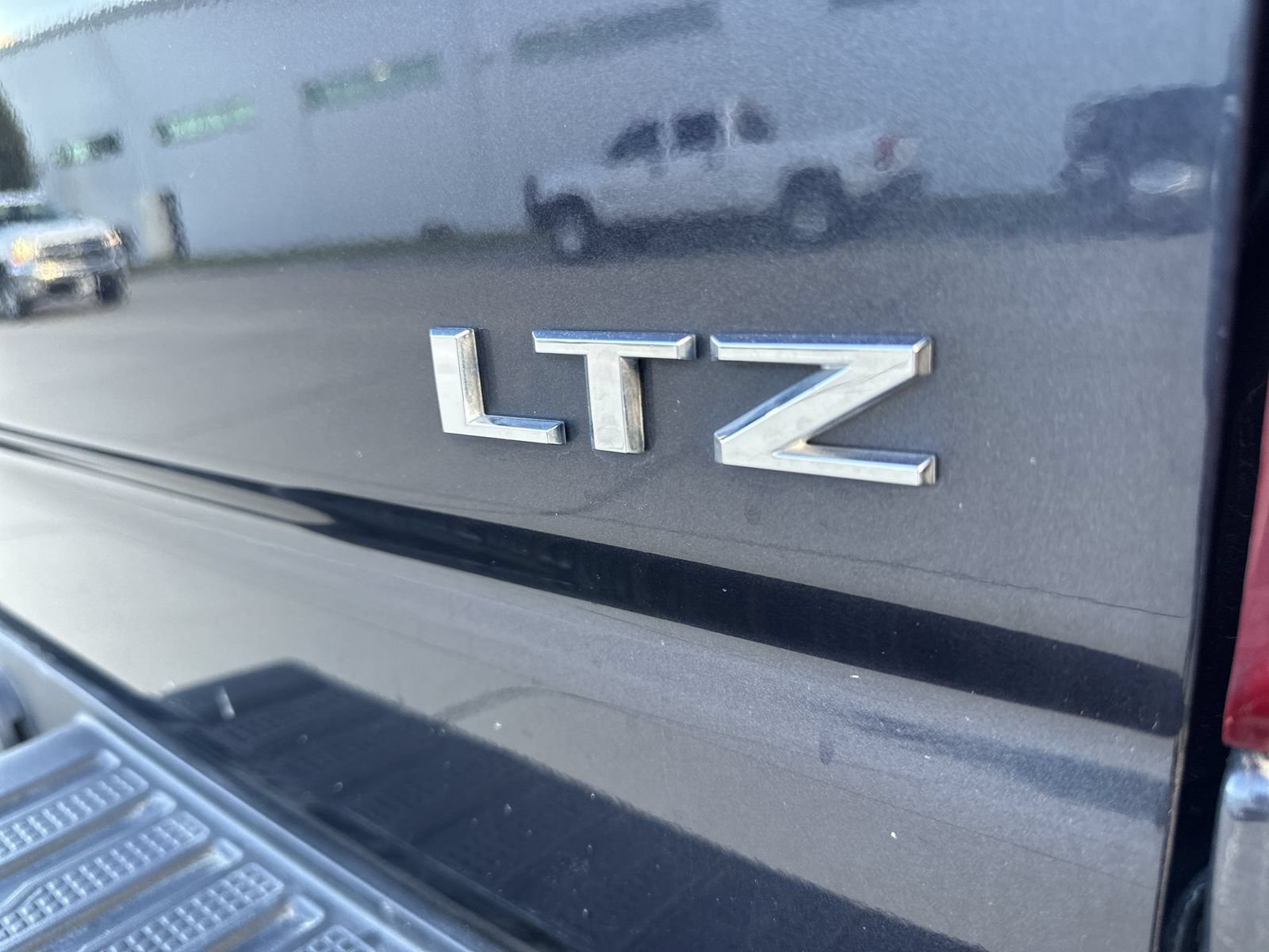 Certified 2024 Chevrolet Silverado 2500 LTZ w/ LTZ Plus Package AWD/4WD image 32