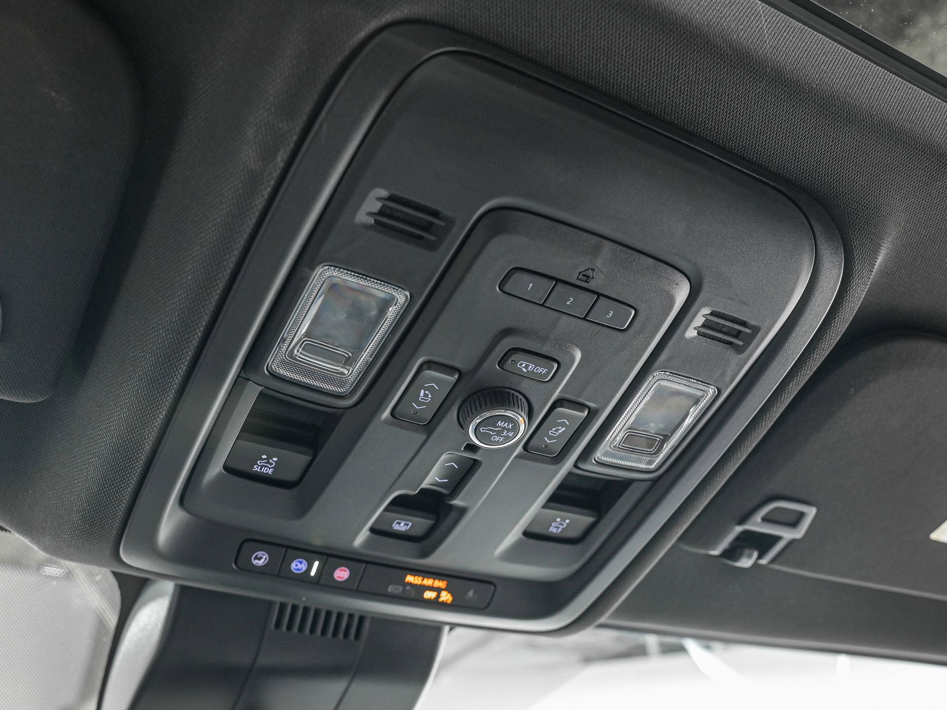 Used 2023 Chevrolet Tahoe High Country w/ Premium Package 2 image 25