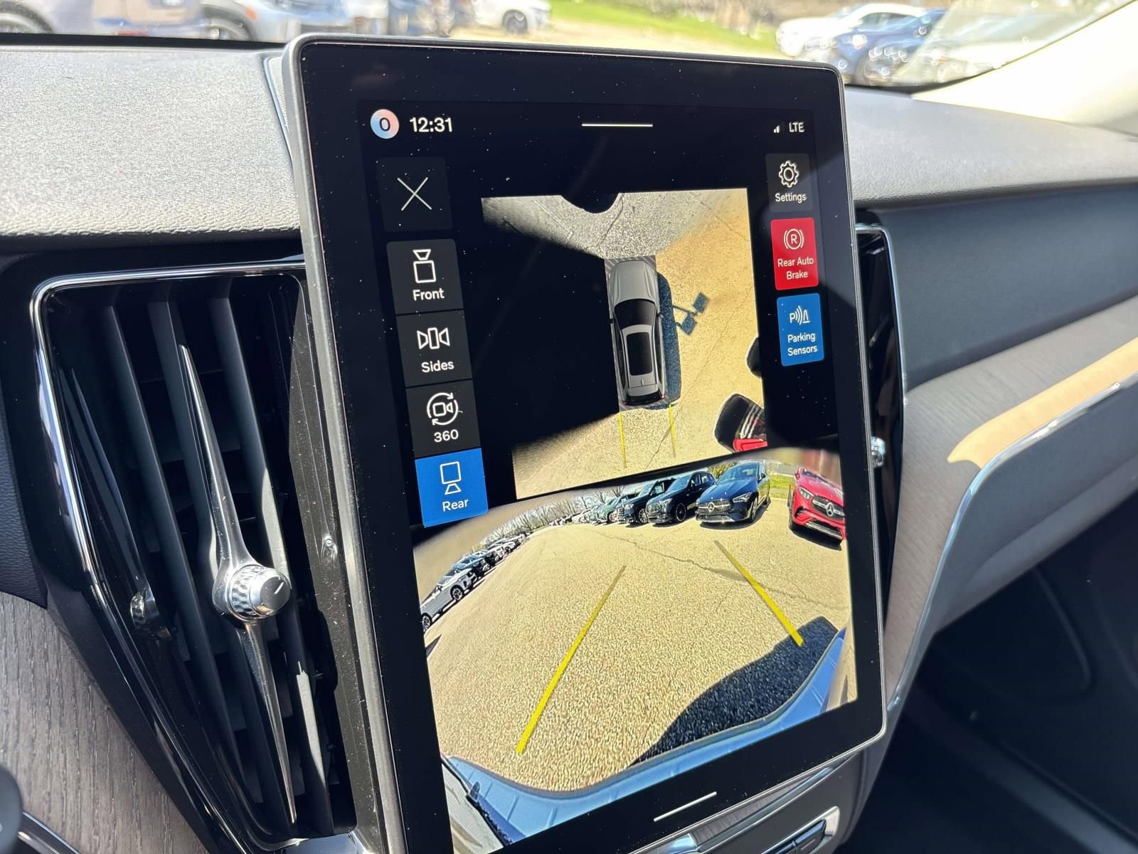 New 2026 Volvo XC60 B5 Plus AWD/4WD image 20