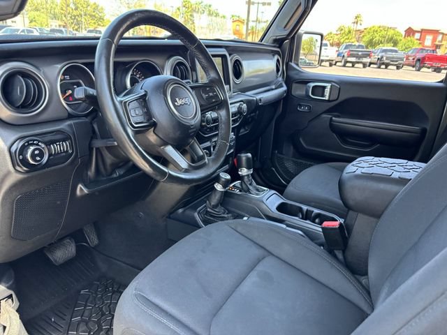 Used 2021 Jeep Gladiator Sport AWD/4WD image 18