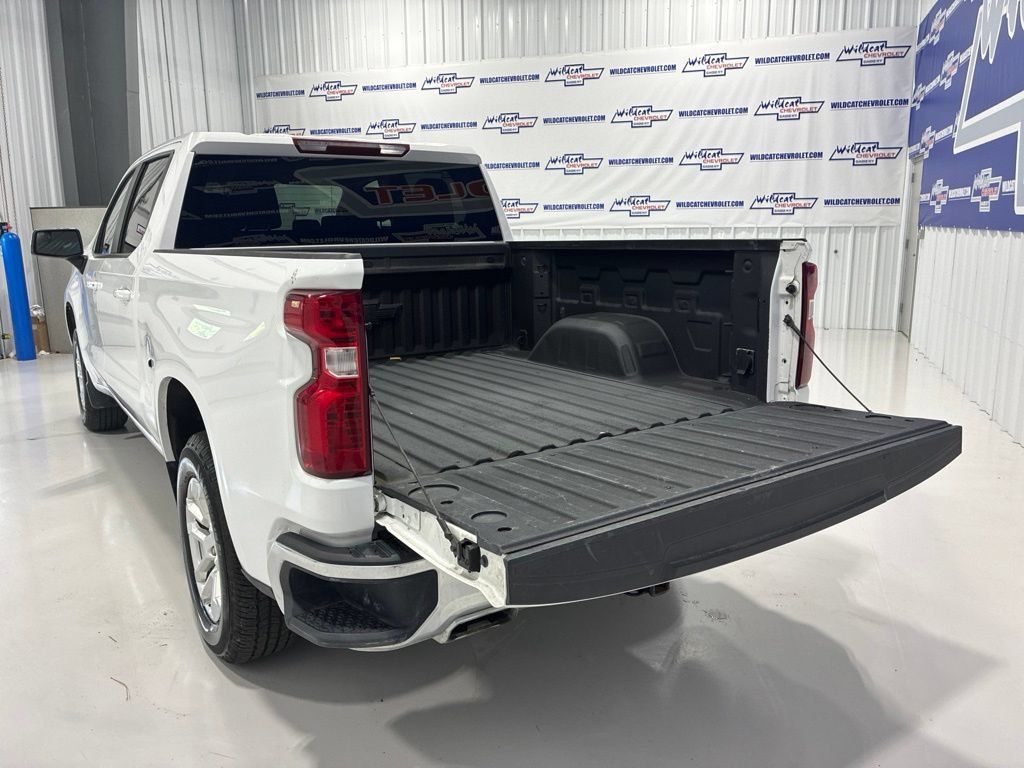Used 2025 Chevrolet Silverado 1500 LT AWD/4WD image 6