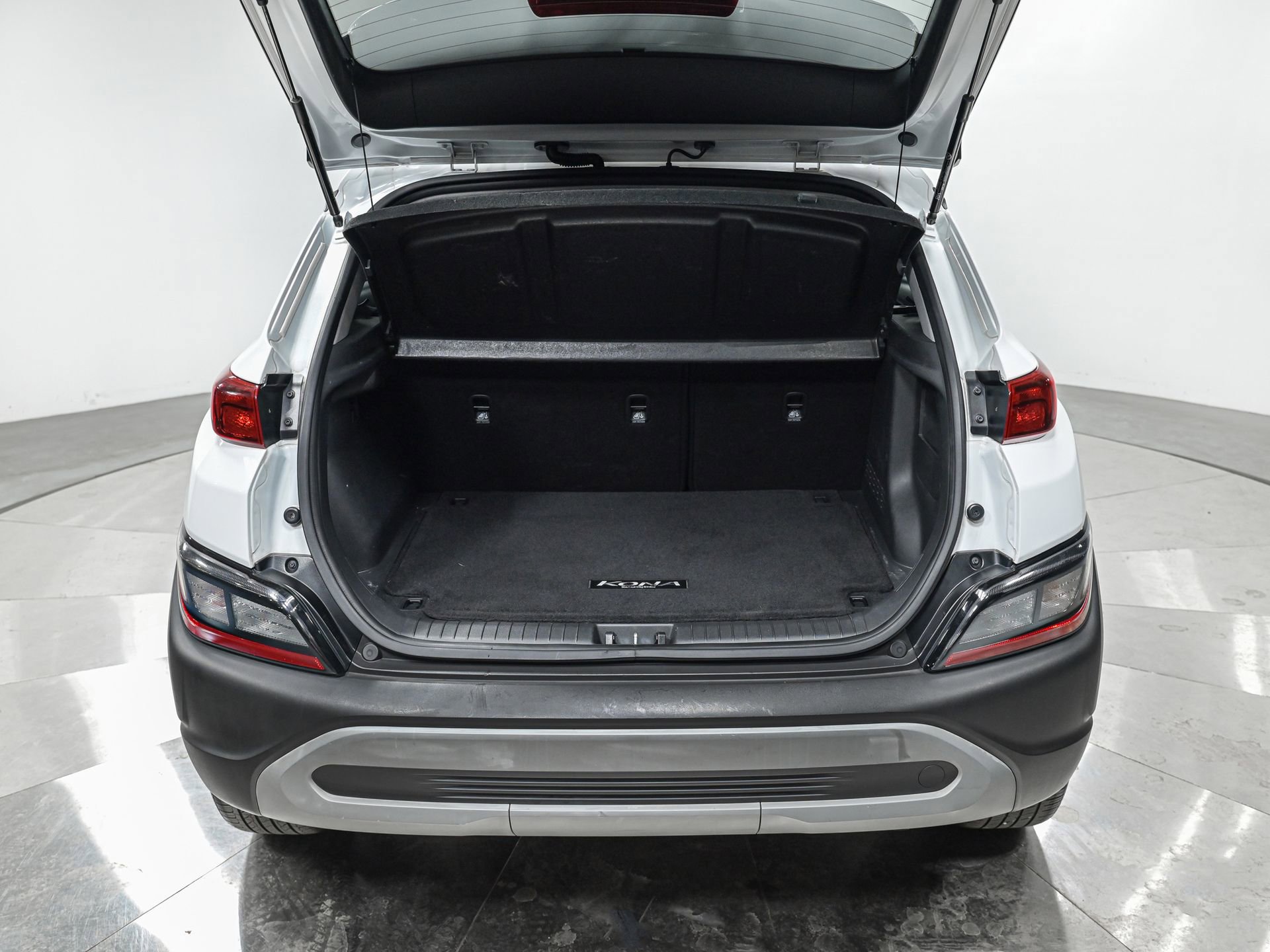 Used 2023 Hyundai Kona SEL AWD/4WD image 7