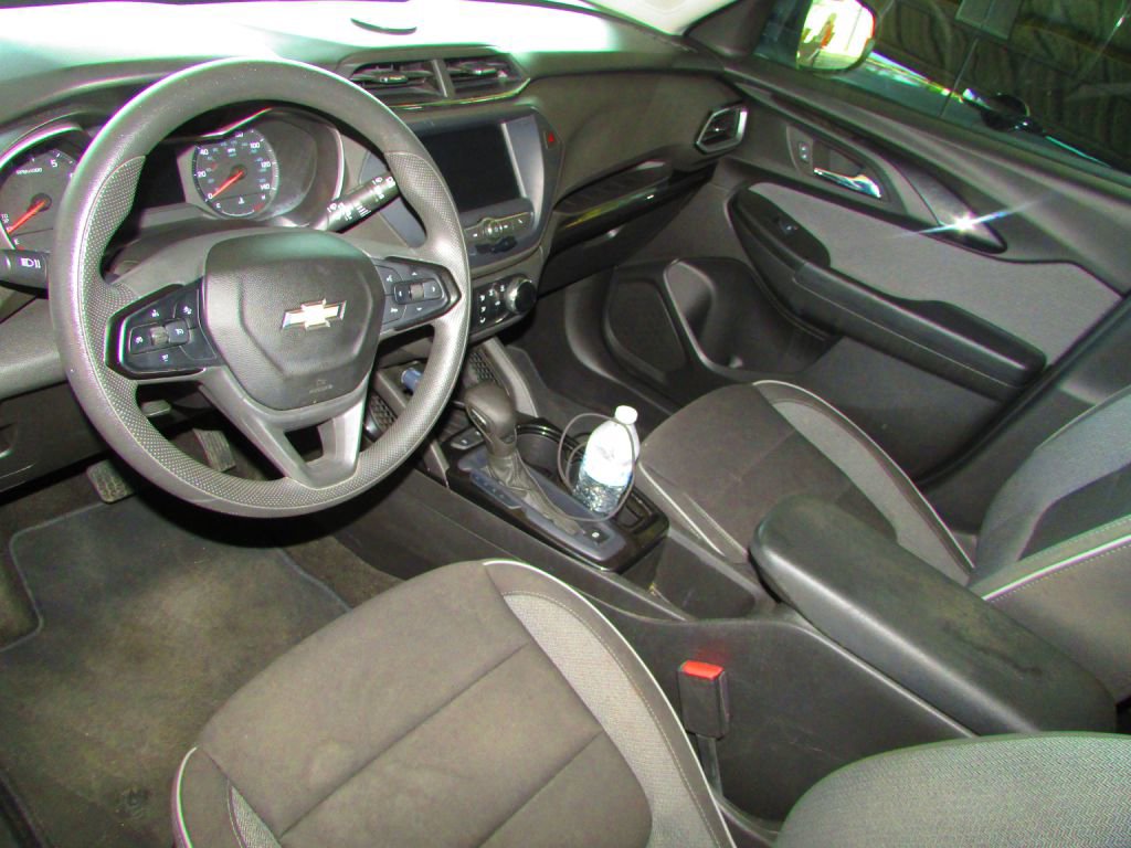 Used 2022 Chevrolet TrailBlazer LS image 15