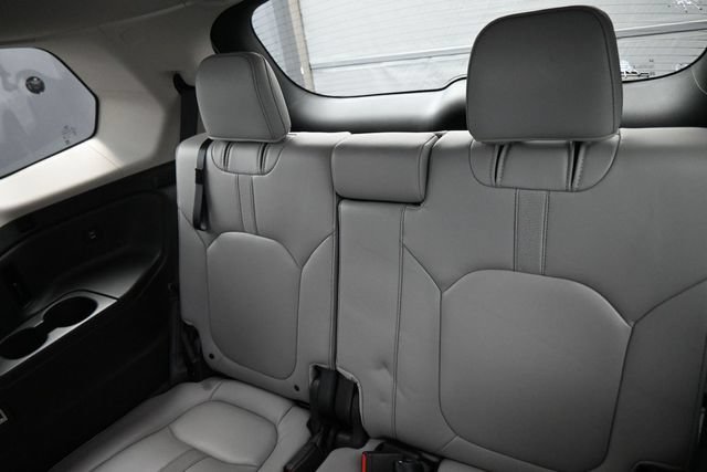 Used 2025 Honda Pilot EX-L image 26