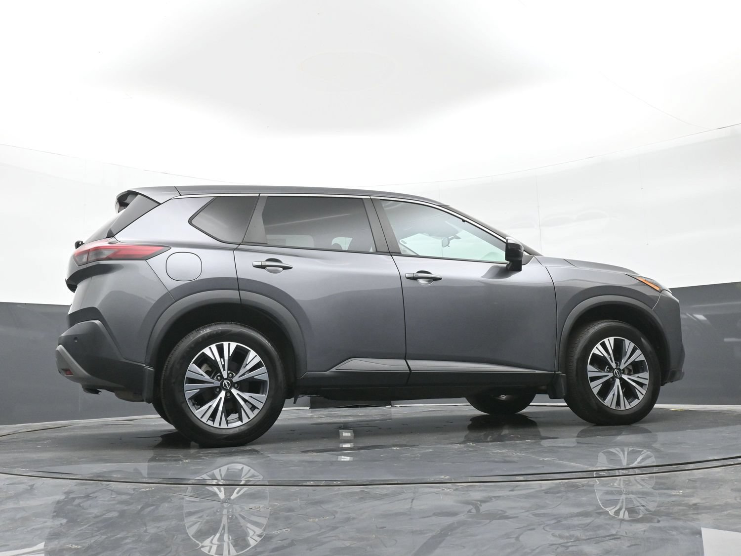 Used 2022 Nissan Rogue SV AWD/4WD image 40