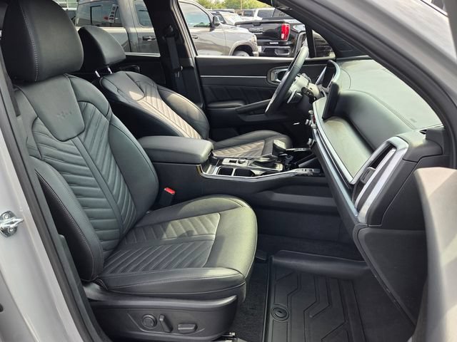 Used 2025 Kia Sorento SX Prestige AWD/4WD image 16