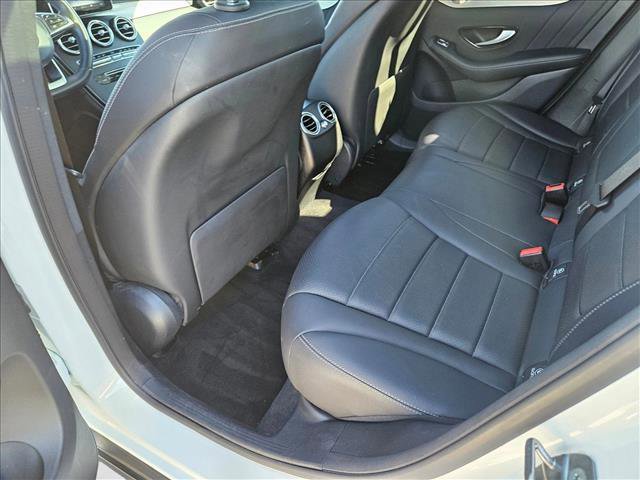 Used 2019 Mercedes-Benz GLC 300 4MATIC image 18