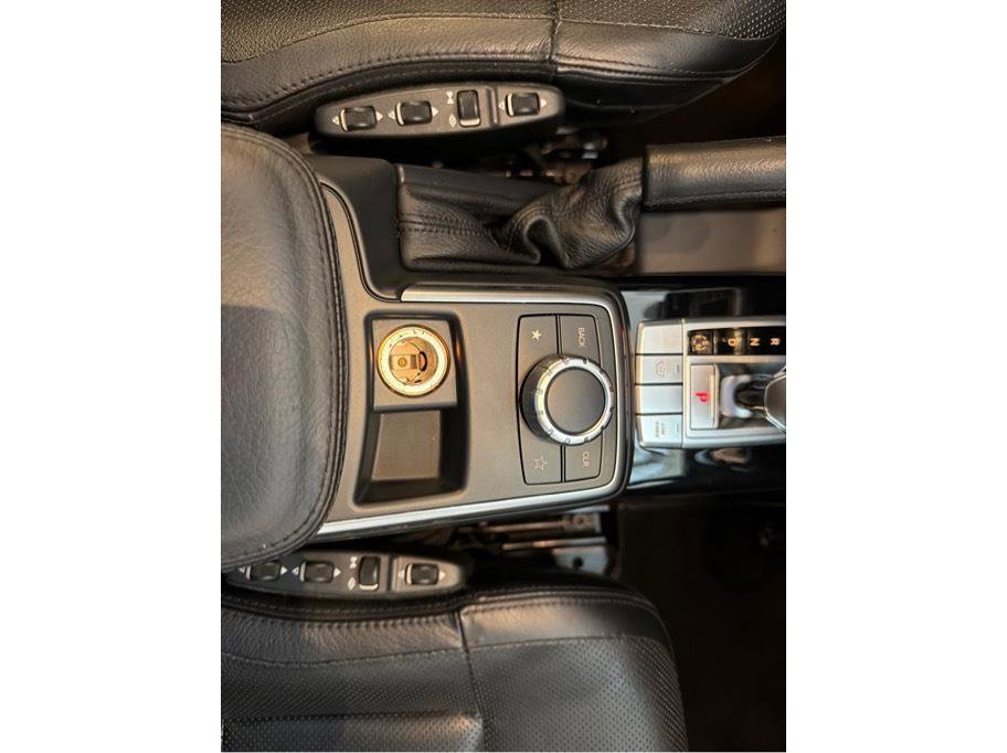 Used 2016 Mercedes-Benz G 550 image 24