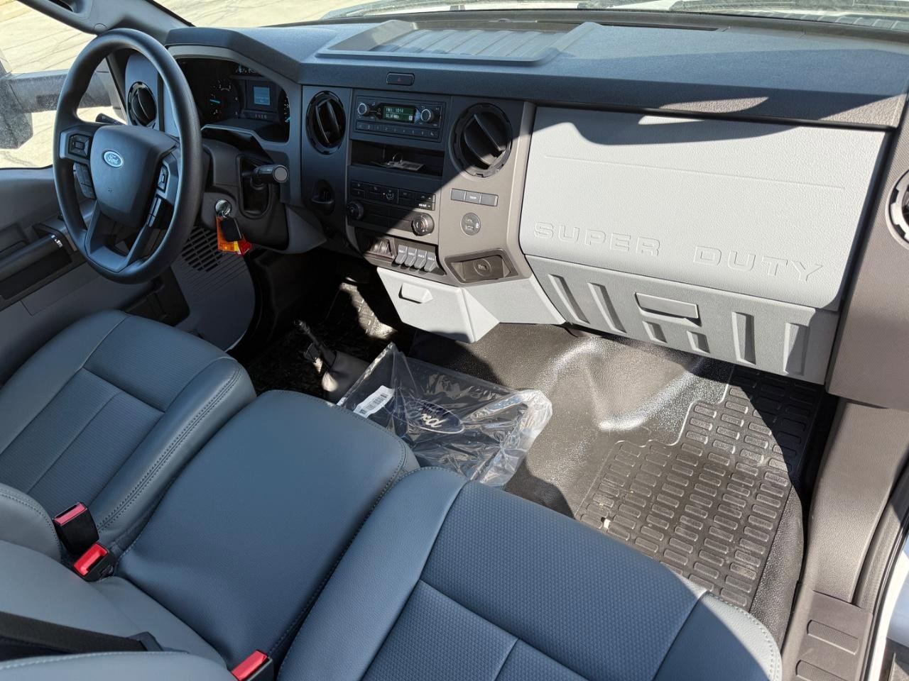 New 2026 Ford F750 2WD Regular Cab Super Duty image 9