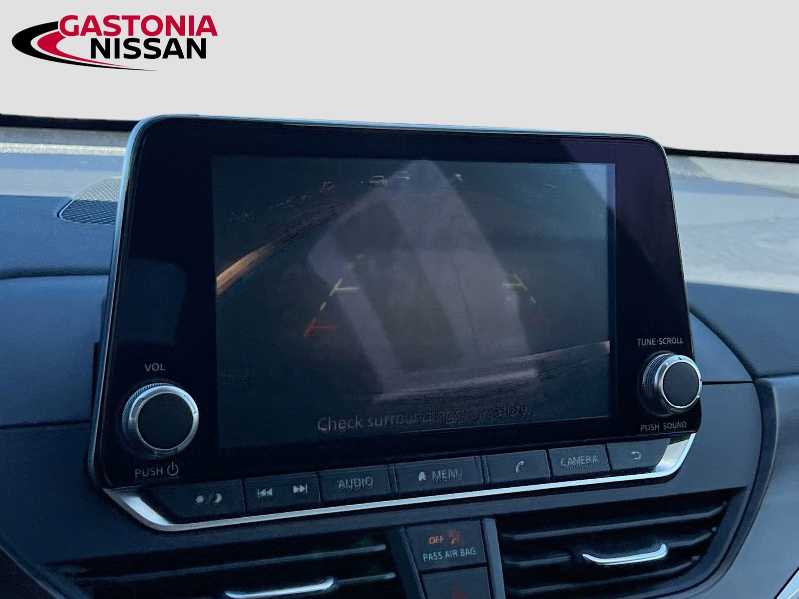 Used 2023 Nissan Altima 2.5 SV FWD image 17