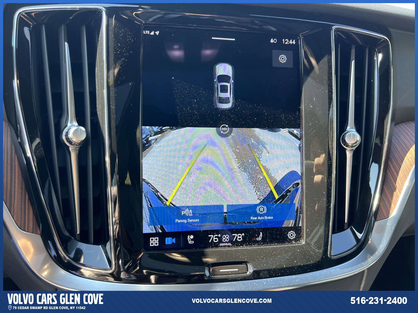 Used 2023 Volvo S60 B5 Plus w/ Climate Package image 28