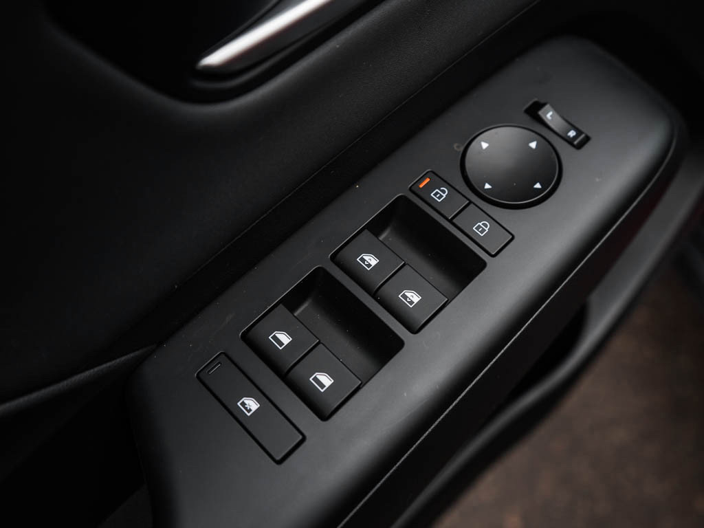 New 2026 Hyundai Kona SEL Premium image 16