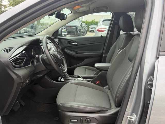 Used 2023 Buick Encore GX Select w/ Sport Touring Package FWD image 12