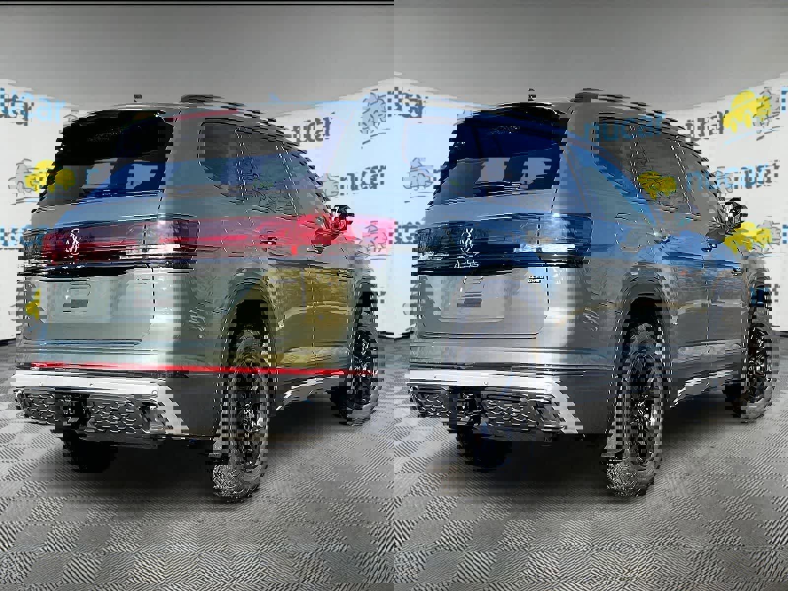 New 2026 Volkswagen Atlas Peak Edition image 6