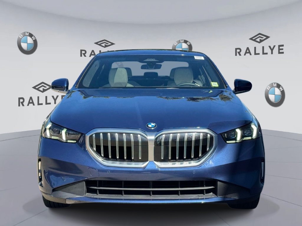 Certified 2024 BMW 530i xDrive w/ Premium Package AWD/4WD image 2