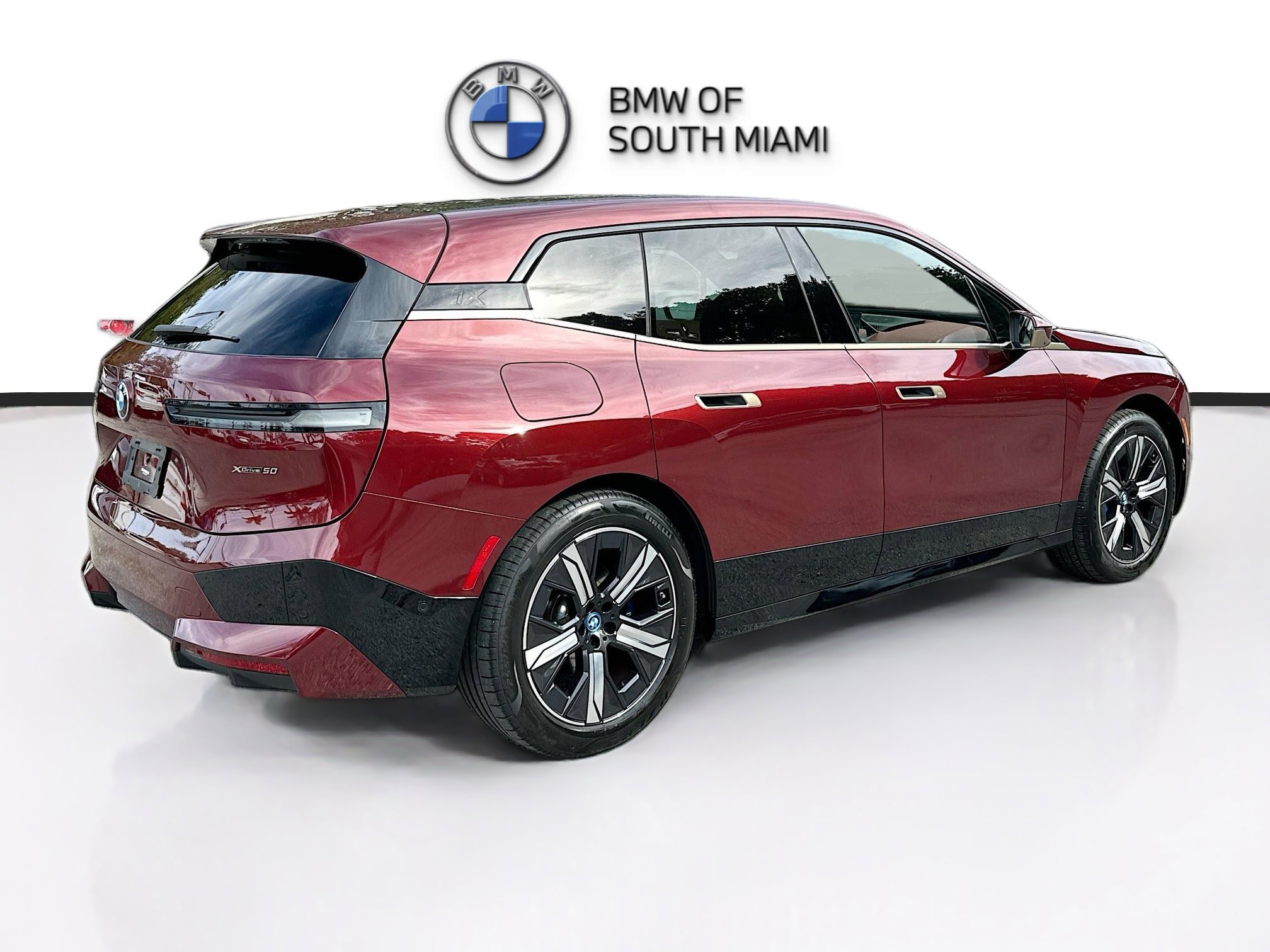 Certified 2022 BMW iX xDrive50 w/ Premium Package image 7