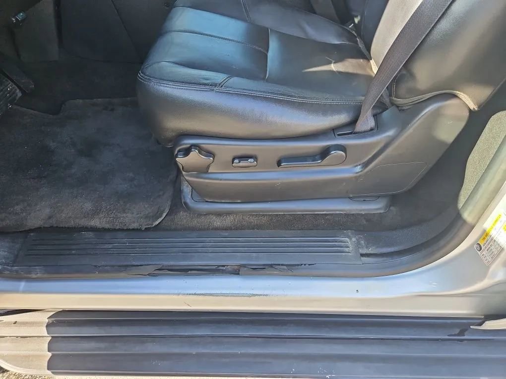 Used 2013 Chevrolet Avalanche LT w/ All-Star Edition image 33