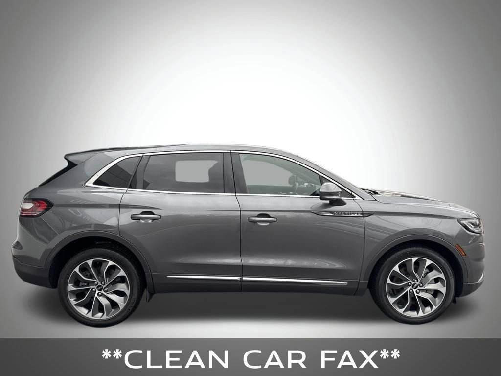 Used 2023 Lincoln Nautilus Reserve AWD/4WD image 7