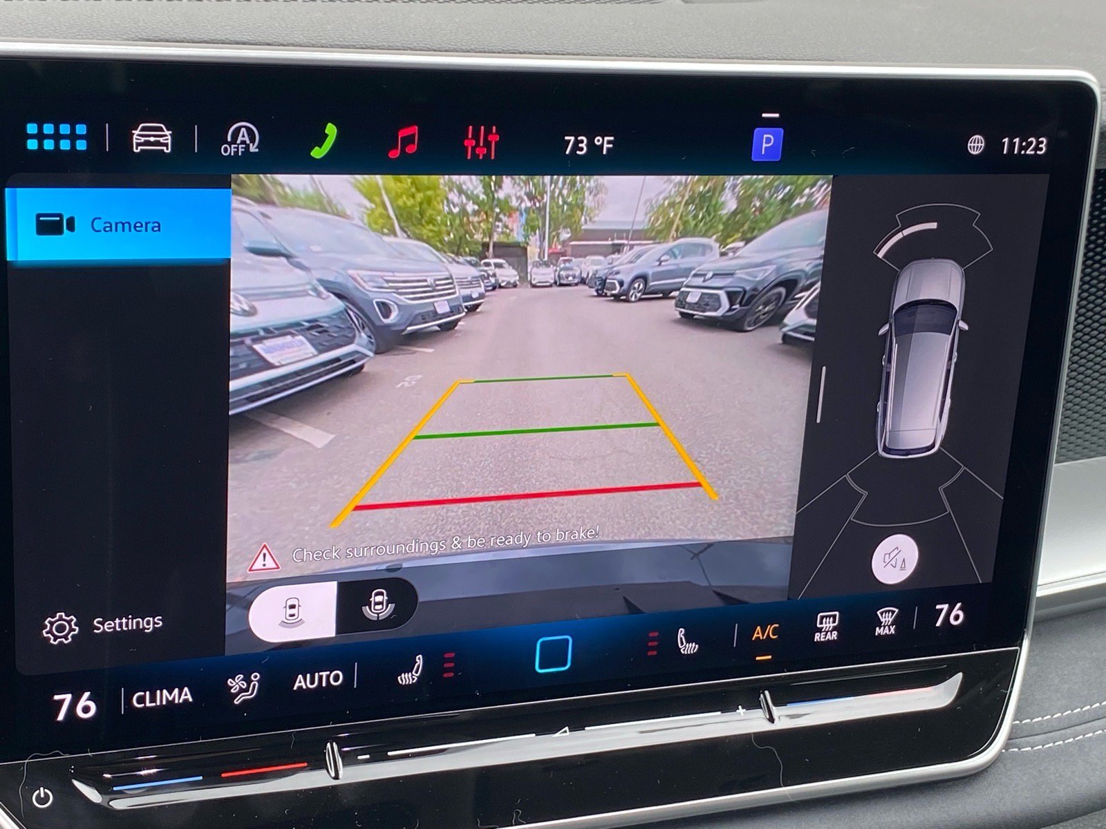 New 2026 Volkswagen Tiguan SE FWD image 10