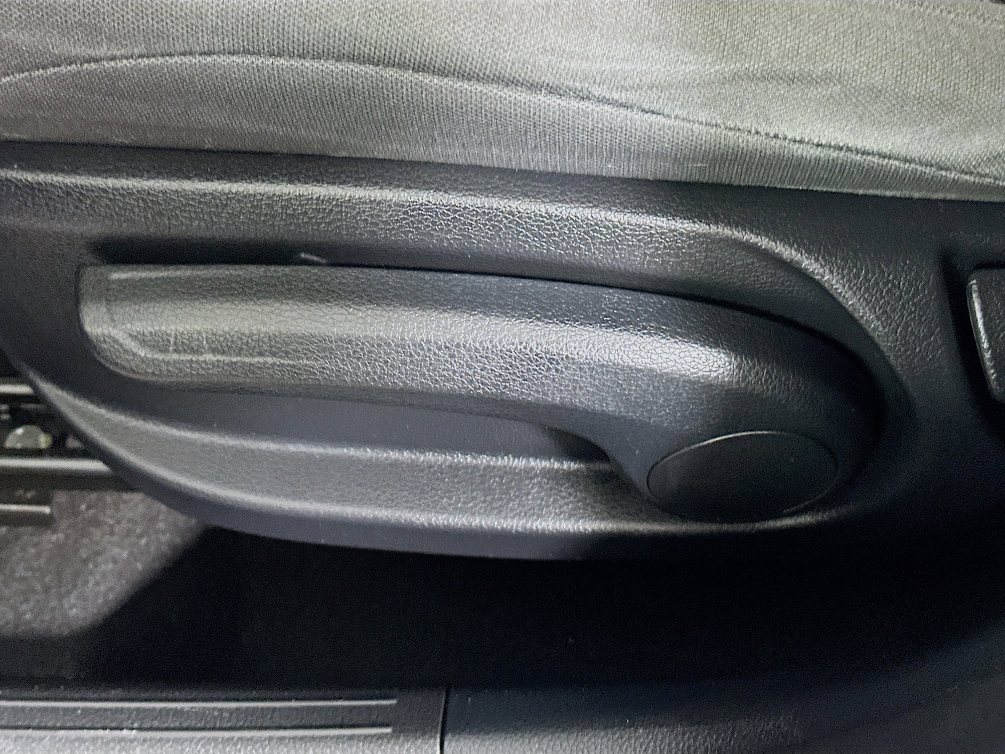 Used 2023 Kia Seltos LX image 12