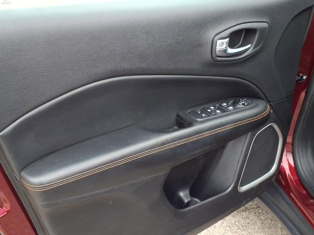 Used 2021 Jeep Compass Limited image 23