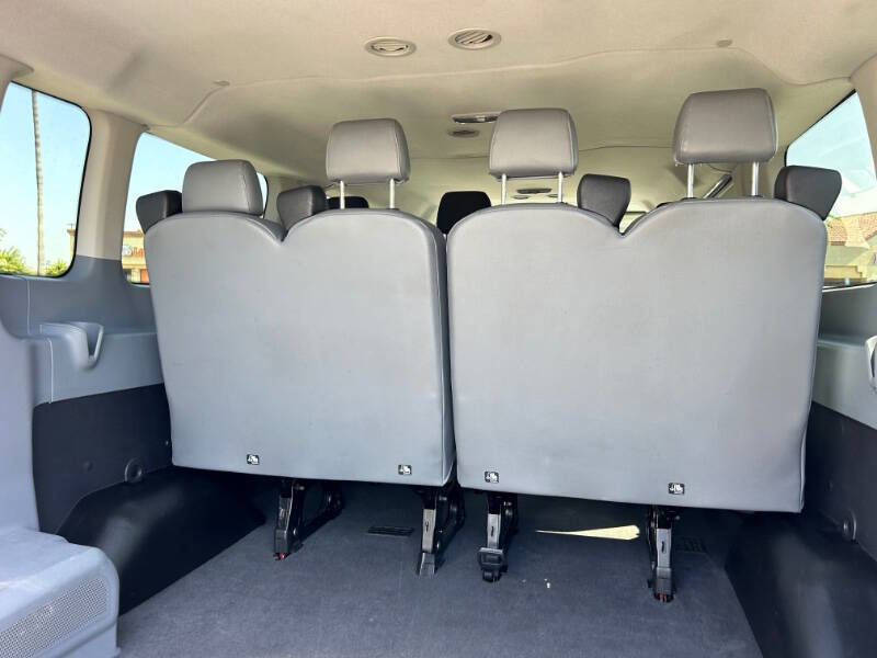Used 2017 Ford Transit 350 XLT RWD image 16