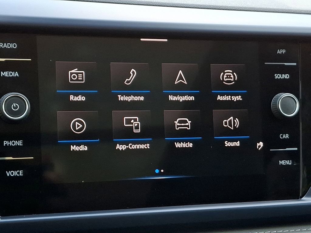 Certified 2023 Volkswagen Taos SE w/ Panoramic Sunroof Package AWD/4WD image 18