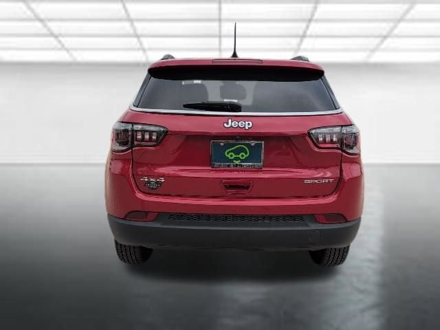 Used 2021 Jeep Compass Sport image 27