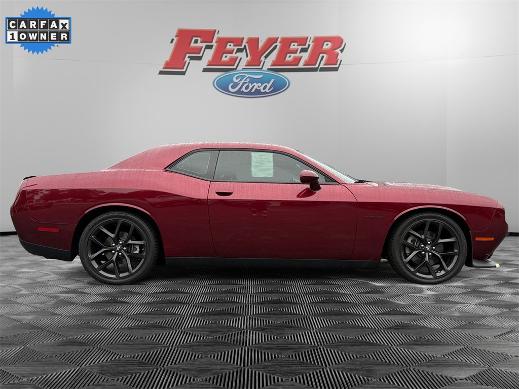 Used 2022 Dodge Challenger R/T w/ Plus Package image 6
