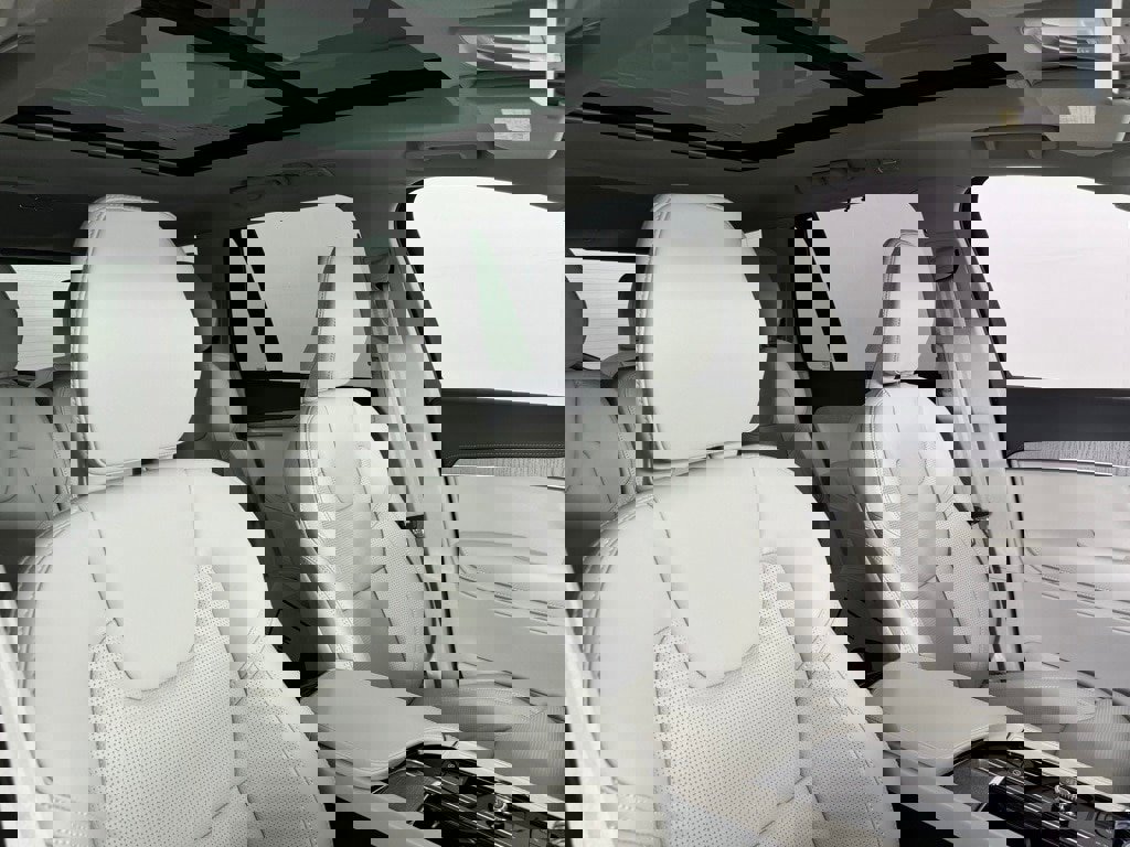 New 2025 Volvo XC90 B6 Plus w/ Protection Package Premier image 7