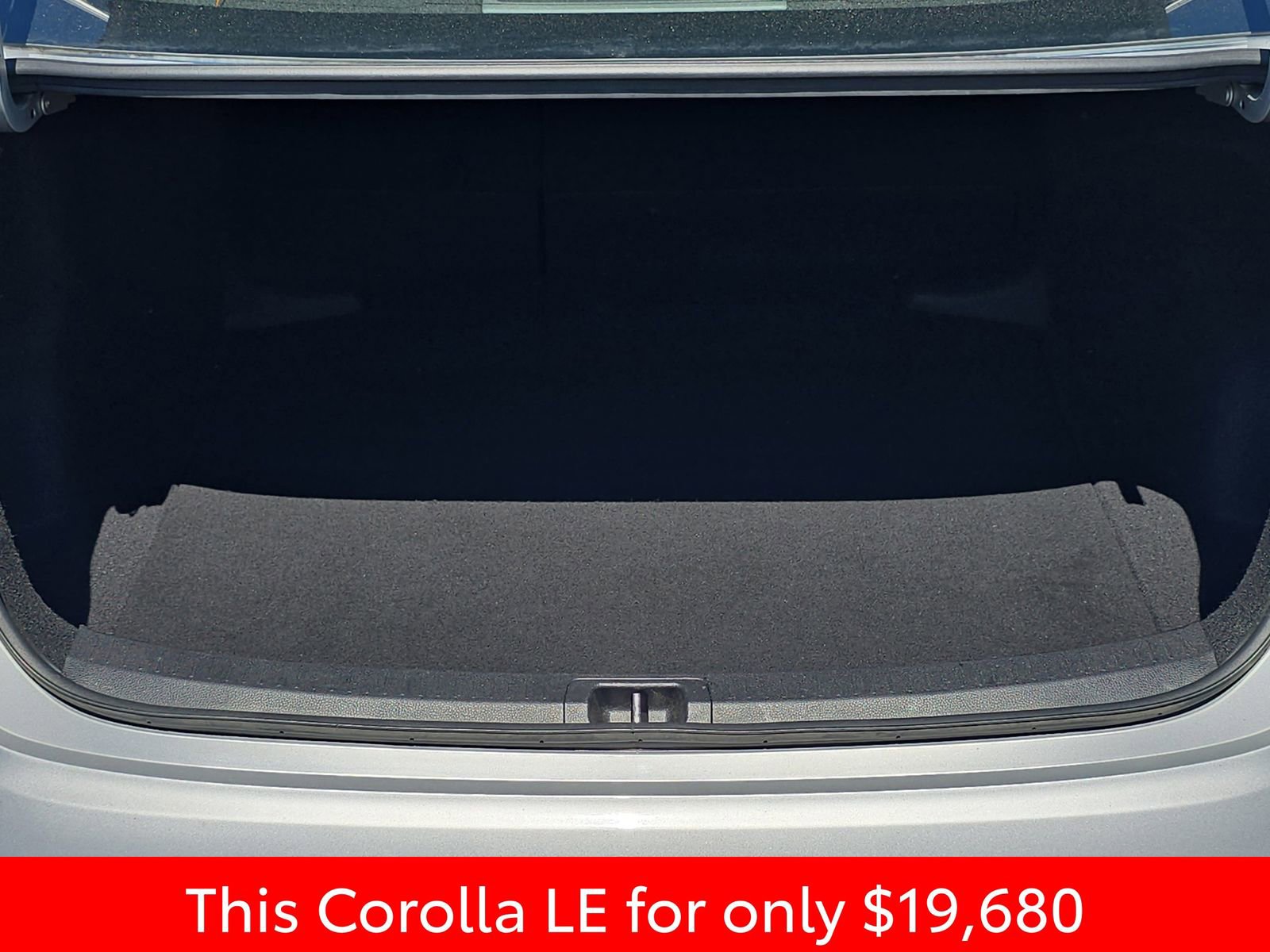 Used 2024 Toyota Corolla LE FWD image 18