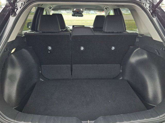 Used 2025 Toyota Corolla Cross LE image 22