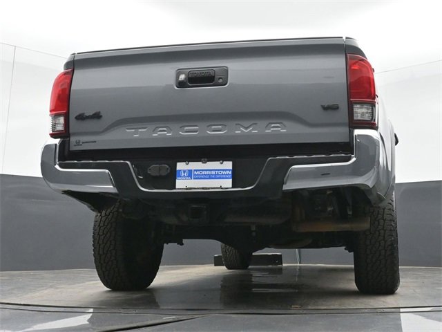 Used 2020 Toyota Tacoma SR5 image 45