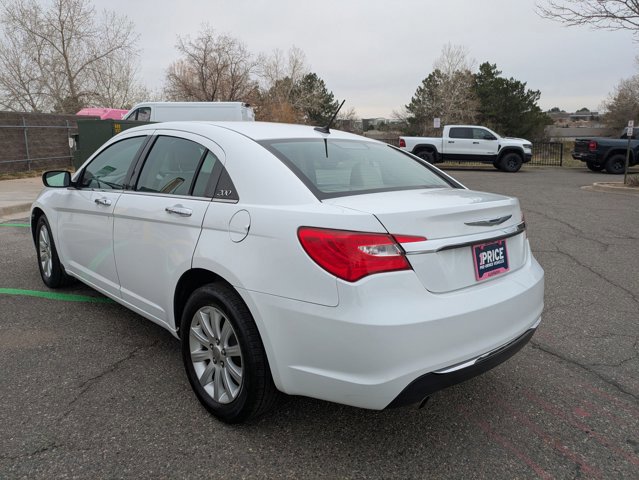 Used 2013 Chrysler 200 Limited FWD image 8