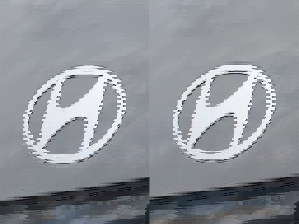 New 2026 Hyundai Ioniq 9 SEL image 11