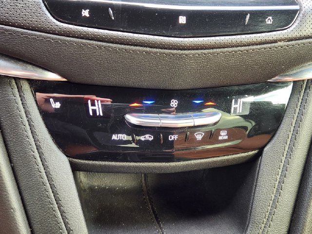 Used 2020 Cadillac XT5 Premium Luxury FWD image 20