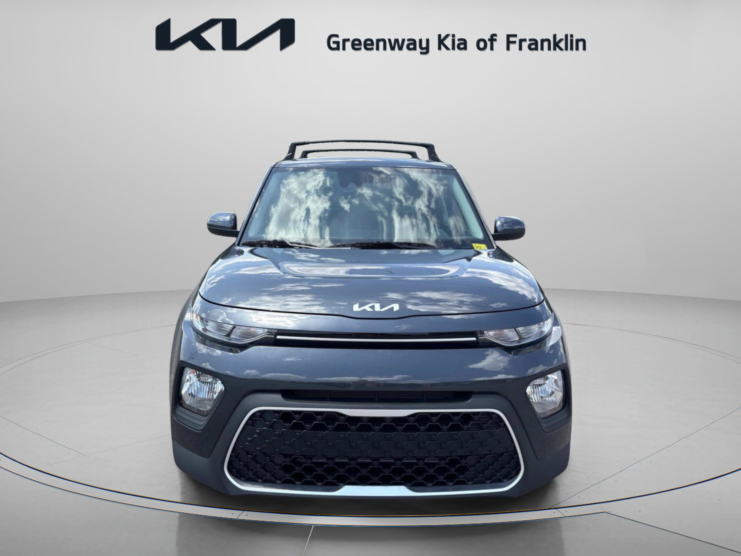 Used 2022 Kia Soul S FWD image 2