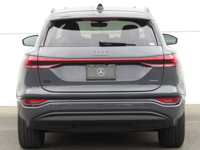 Used 2025 Audi Q6 e-tron Prestige AWD/4WD image 7