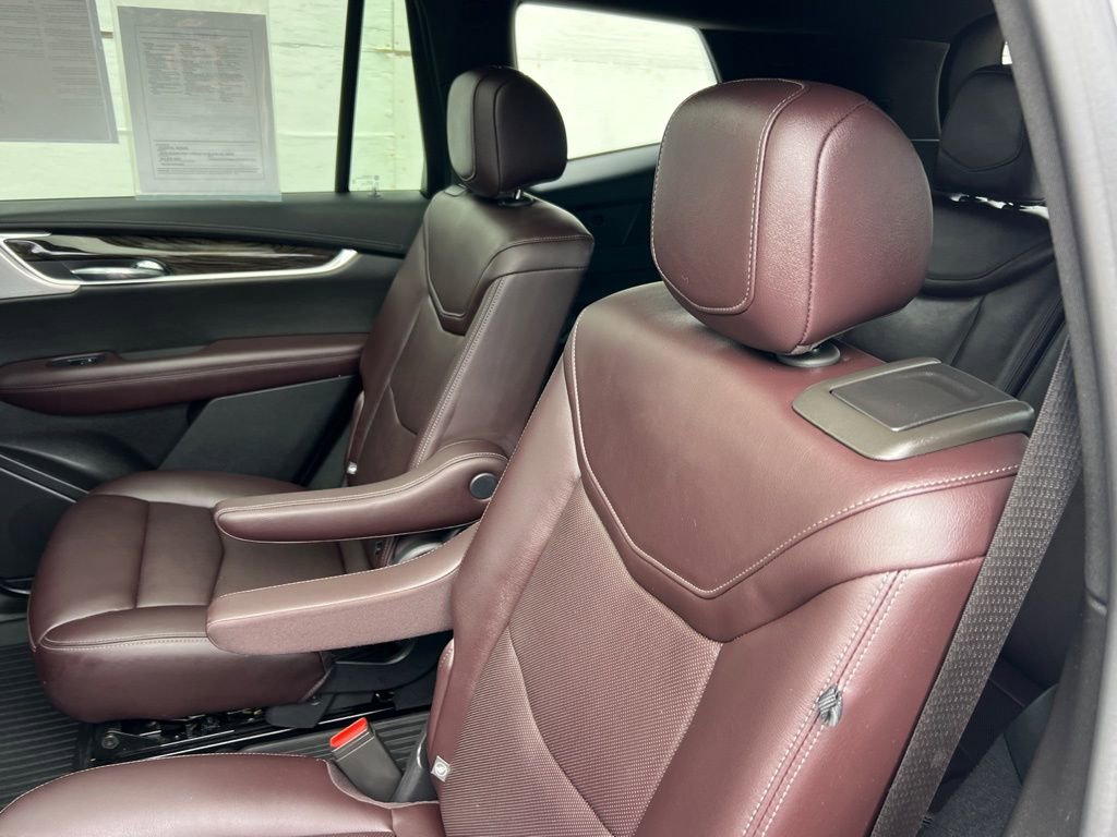 Used 2022 Cadillac XT6 Premium Luxury image 18