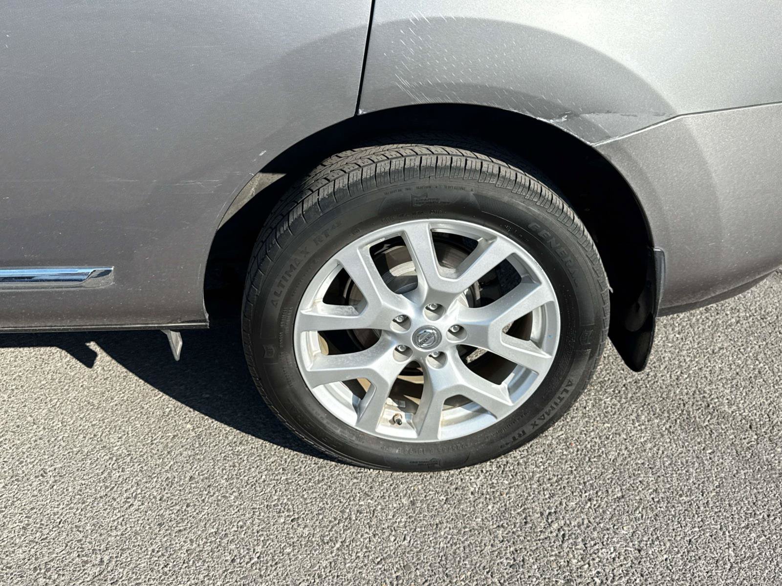 Used 2012 Nissan Rogue SL AWD/4WD image 7