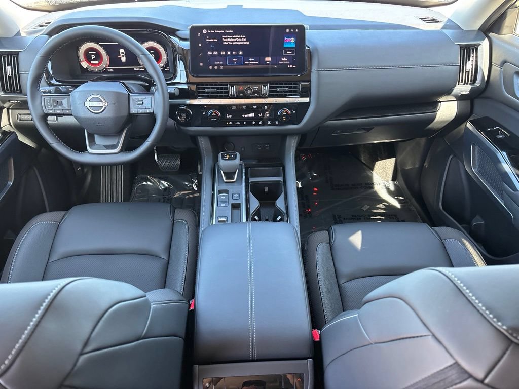 New 2026 Nissan Pathfinder SL w/ Cargo Package FWD image 10