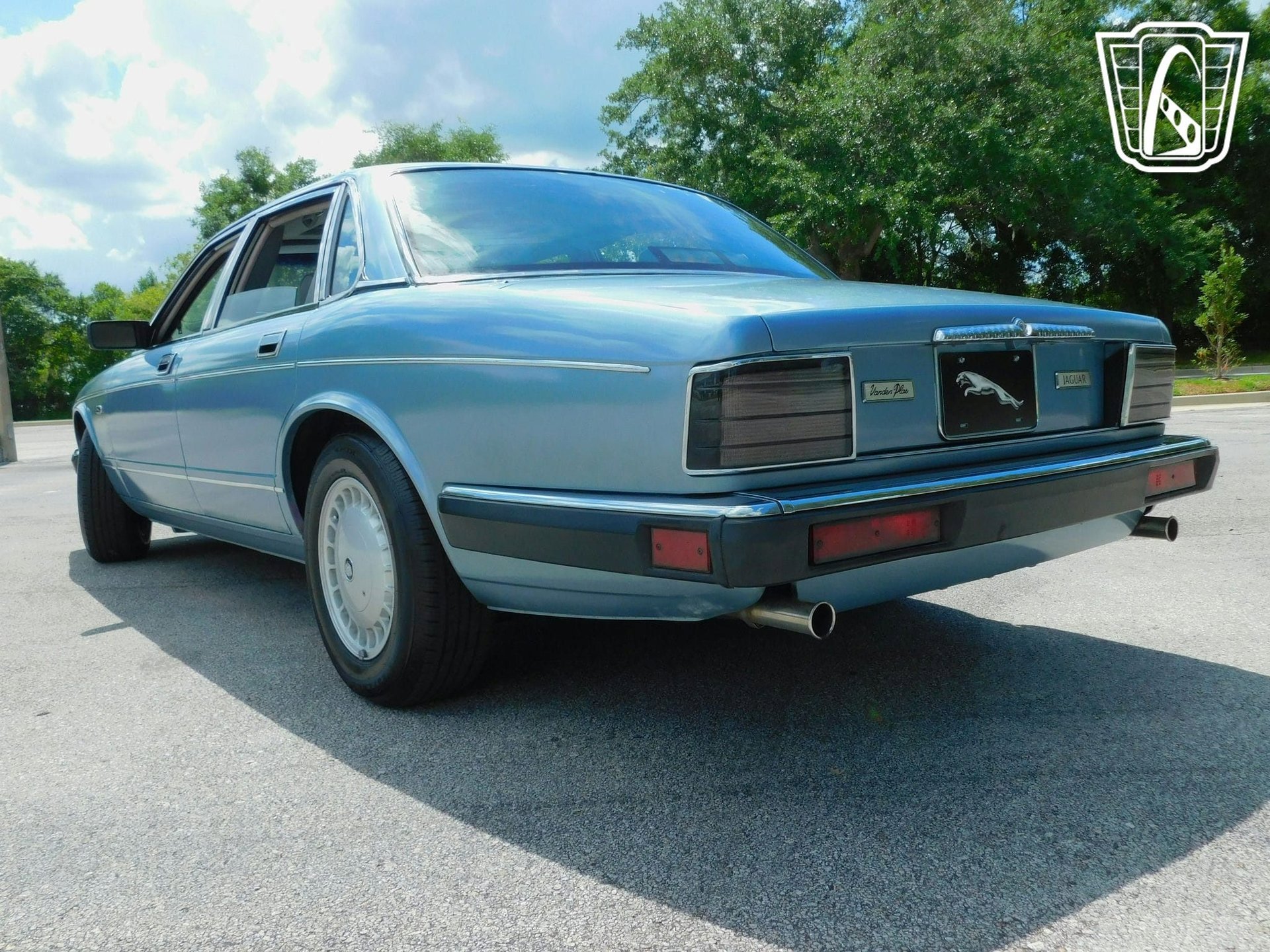 Used 1991 Jaguar XJ Vanden Plas image 36