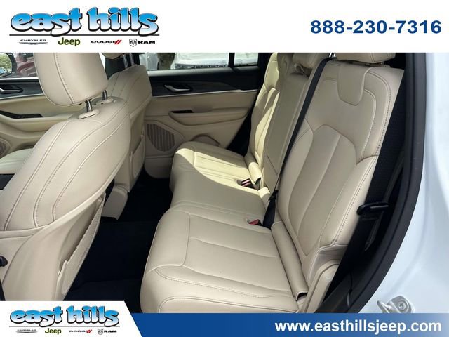 Certified 2023 Jeep Grand Cherokee Limited AWD/4WD image 19