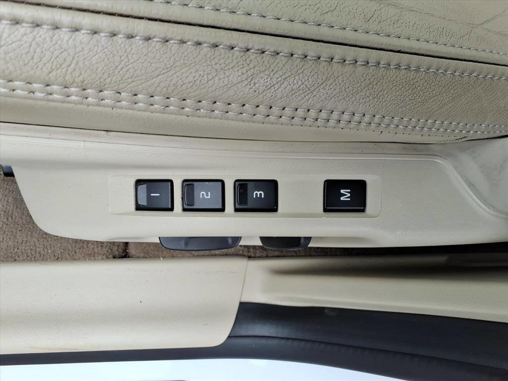 Used 2013 Volvo S60 T5 image 16