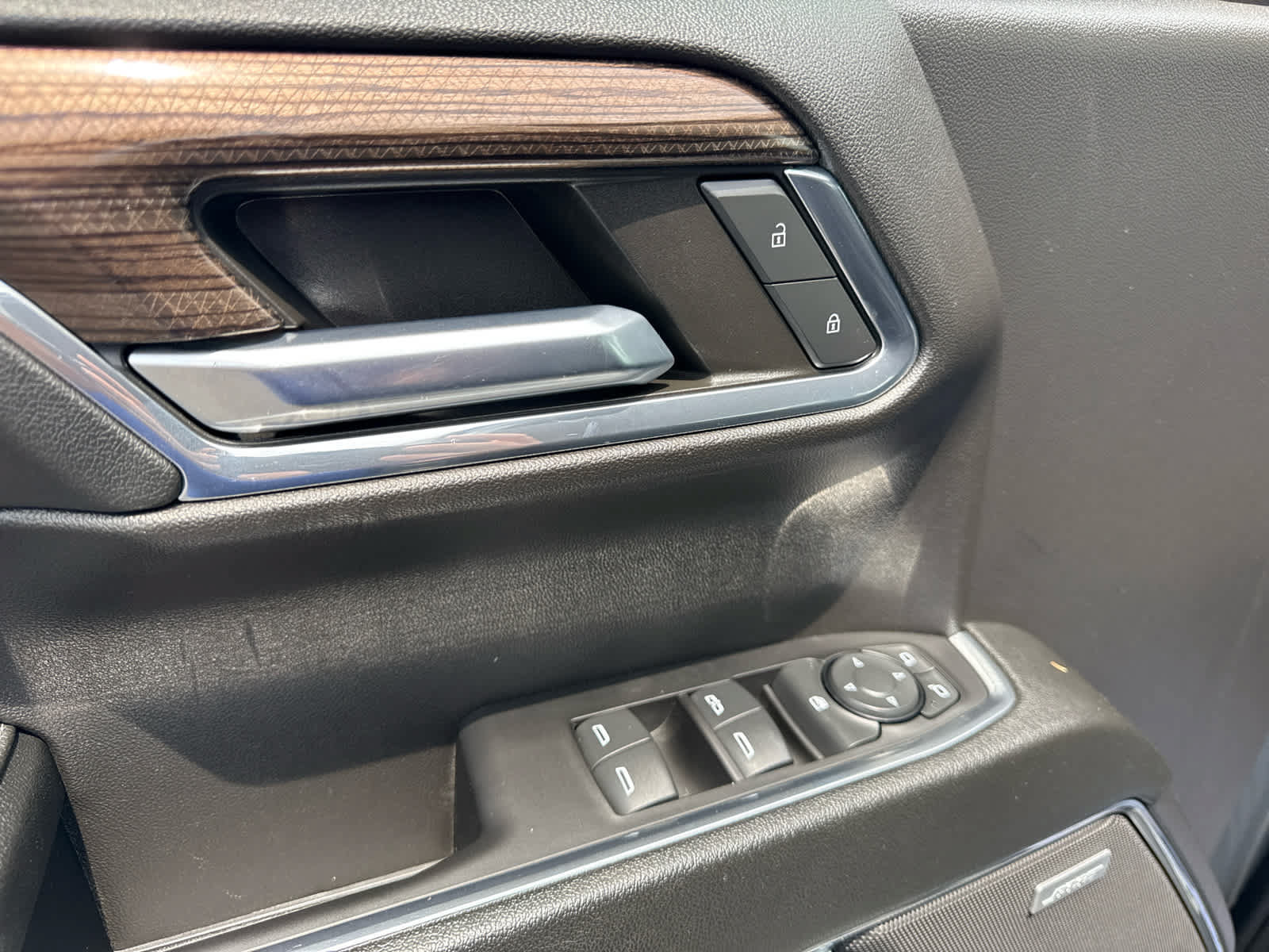 Certified 2024 Chevrolet Silverado 1500 LT Trail Boss w/ Convenience Package II AWD/4WD image 10