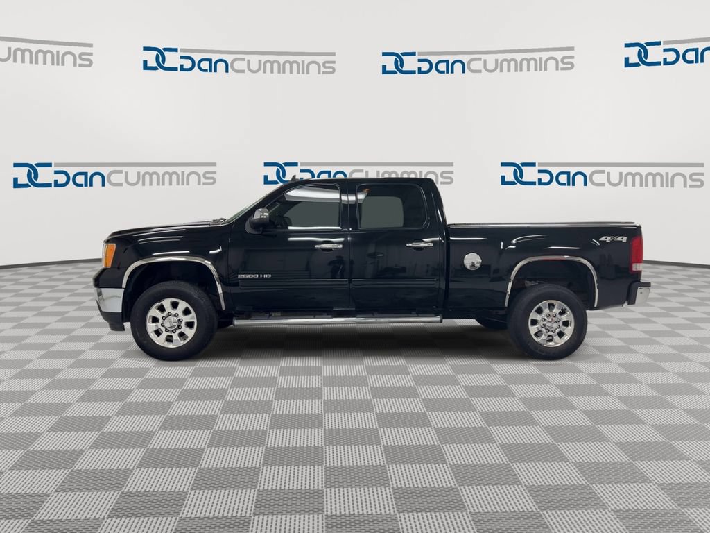 Used 2011 GMC Sierra 2500 SLT w/ Entertainment Package AWD/4WD image 5