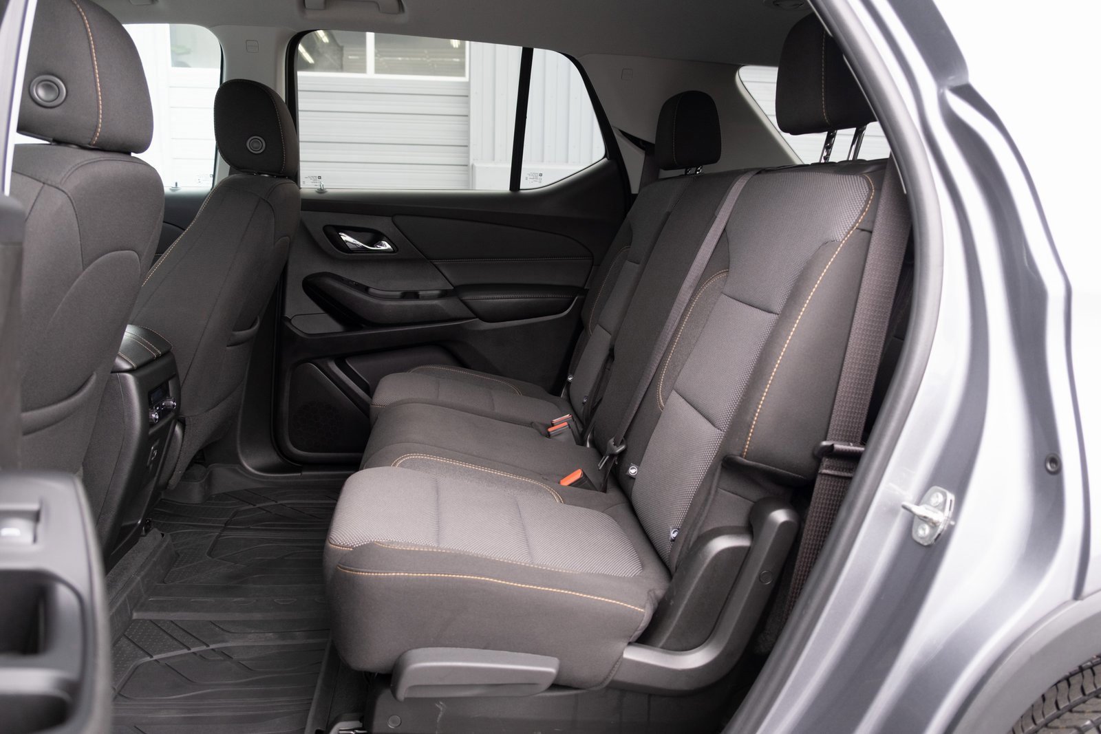 Used 2021 Chevrolet Traverse LS image 15