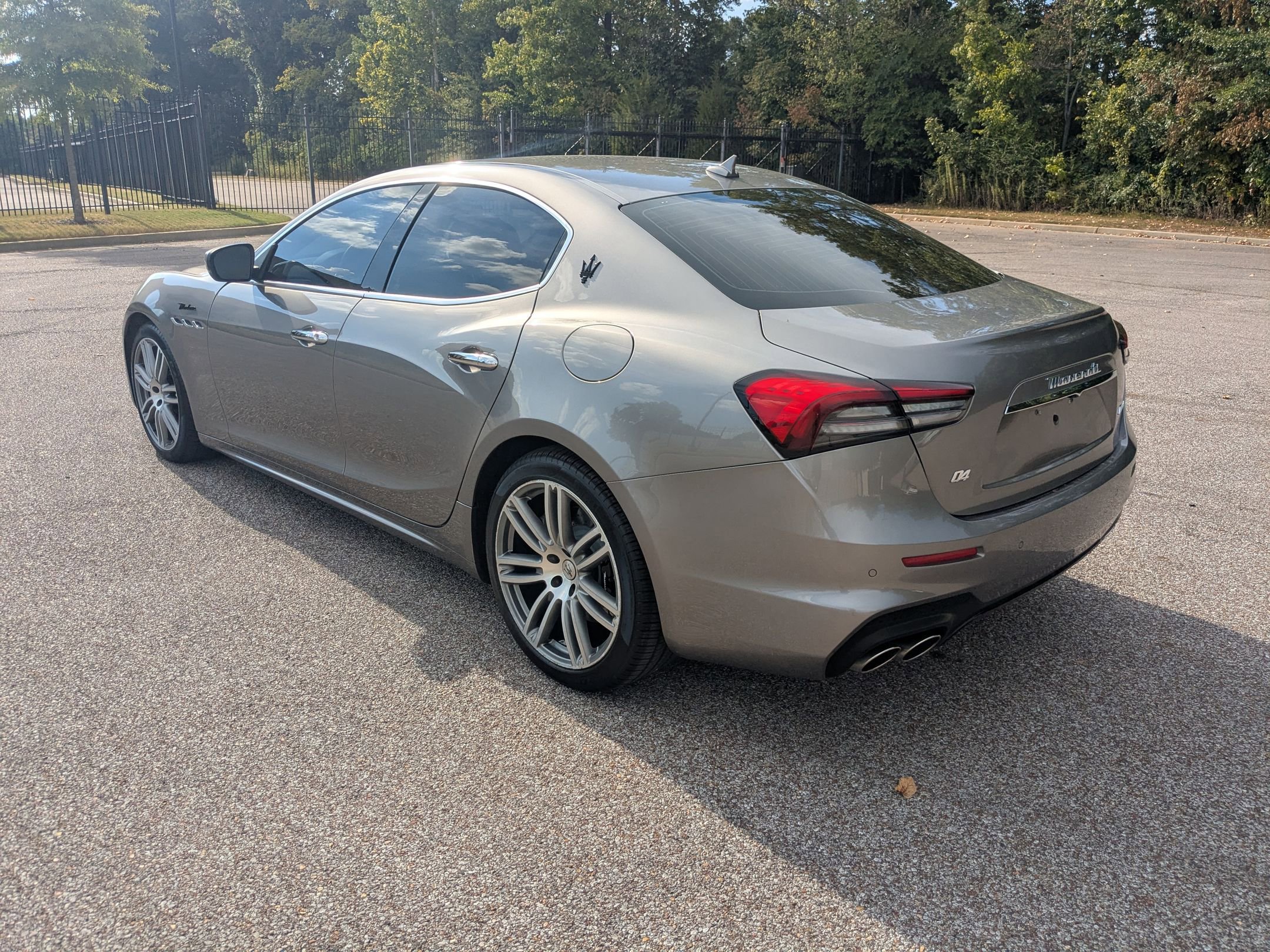 Certified 2022 Maserati Ghibli Modena Q4 image 4