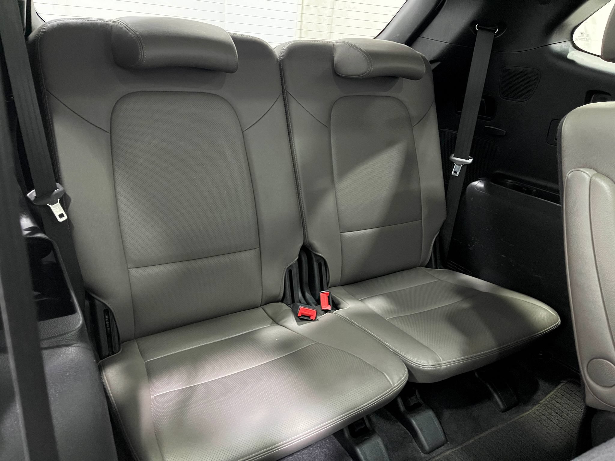 Used 2019 Hyundai Santa Fe XL AWD/4WD image 32