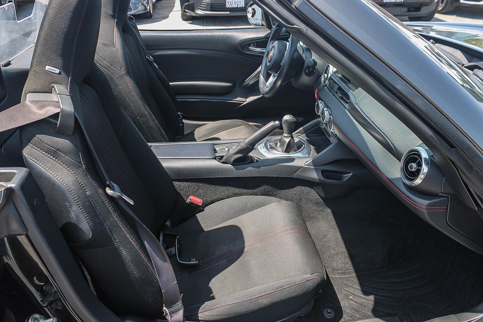 Used 2018 FIAT 124 Spider Abarth RWD image 26